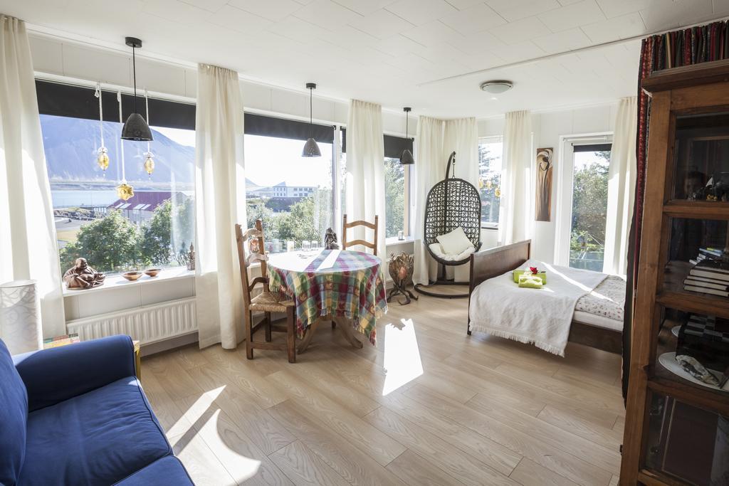 Blomasetrith Homestay Borgarnes Δωμάτιο φωτογραφία